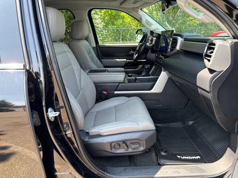 Used 2022 Toyota Tundra Limited w/ TRD Off-Road Package AWD/4WD image 17