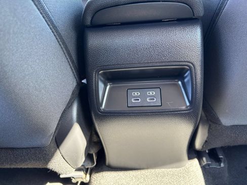 Used 2025 Toyota Corolla LE FWD image 23