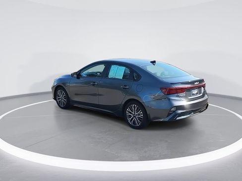 Used 2024 Kia Forte GT-Line w/ GT-Line Premium Package FWD image 6