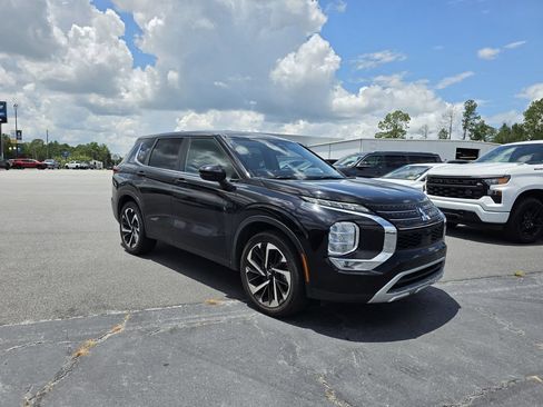 Used 2024 Mitsubishi Outlander SE FWD image 4