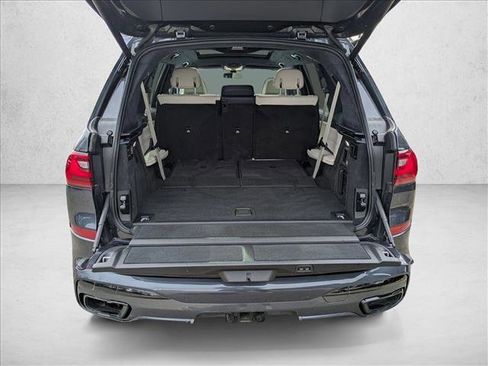 Used 2020 BMW X7 M50i w/ Dynamic Handling Package image 5