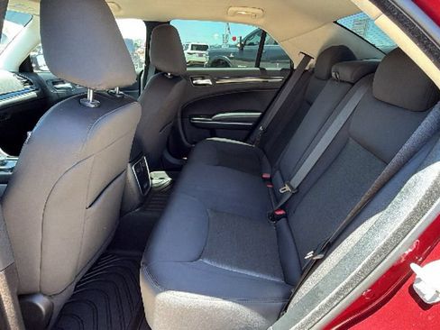 Used 2023 Chrysler 300 Touring w/ Sport Appearance Package RWD image 27