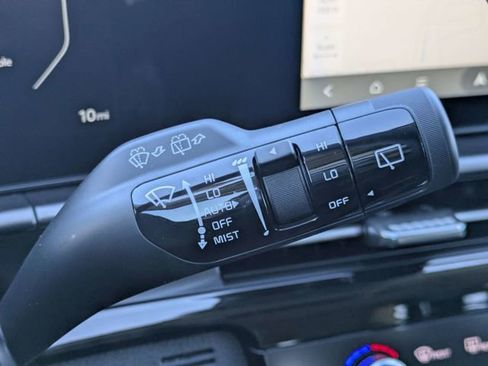 New 2026 Kia Sportage SX FWD image 32