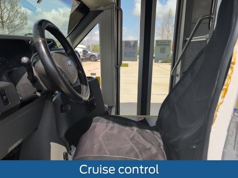 Used 2015 Ford E-450 and Econoline 450 Super Duty w/ Shuttle Bus Prep Package RWD image 4