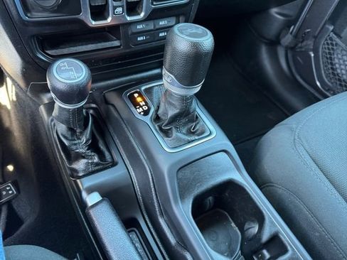 Certified 2021 Jeep Wrangler Unlimited Sport AWD/4WD image 27