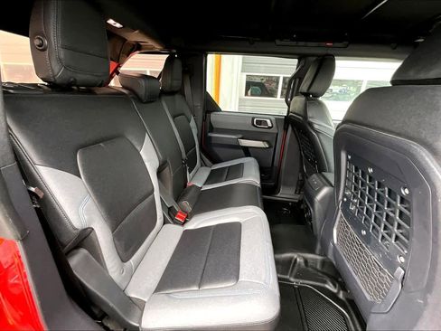 Certified 2023 Ford Bronco Black Diamond image 19