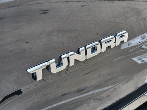 Used 2024 Toyota Tundra Limited image 8