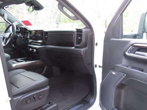 Used 2025 GMC Sierra 2500 SLT w/ SLT Premium Package AWD/4WD image 23