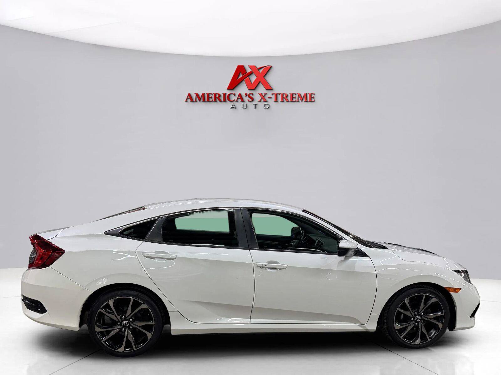 Used 2020 Honda Civic Sport image 8