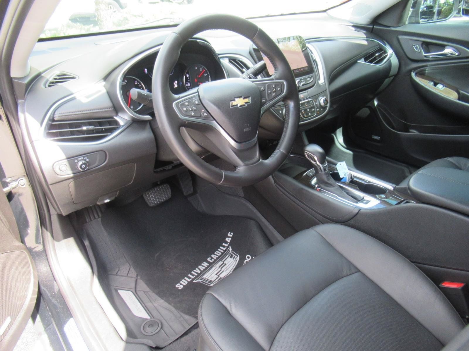 Used 2022 Chevrolet Malibu Premier FWD image 16