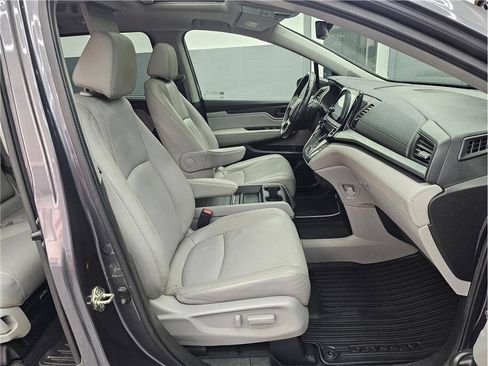 Used 2018 Honda Odyssey EX-L image 17