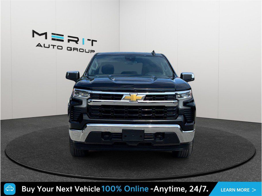 Used 2023 Chevrolet Silverado 1500 LT AWD/4WD image 3