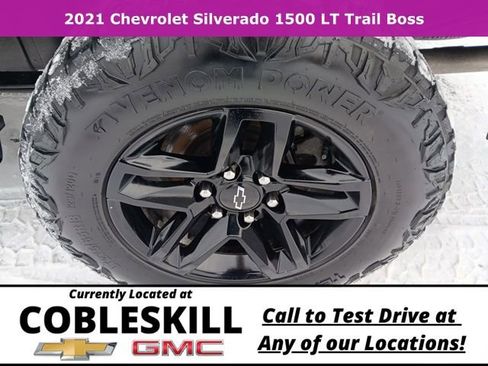 Used 2021 Chevrolet Silverado 1500 LT Trail Boss w/ Convenience Package II AWD/4WD image 11