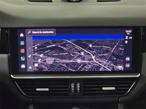 Certified 2022 Porsche Cayenne image 20