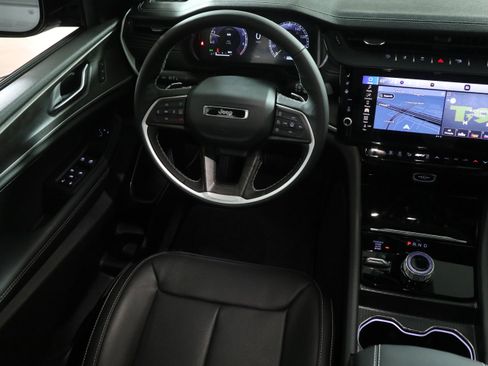 New 2026 Jeep Grand Cherokee Limited image 18