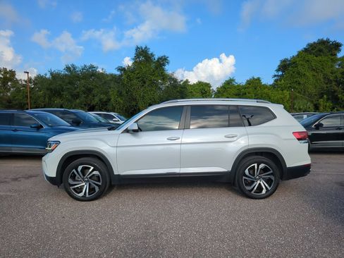 Certified 2023 Volkswagen Atlas SEL AWD/4WD image 2