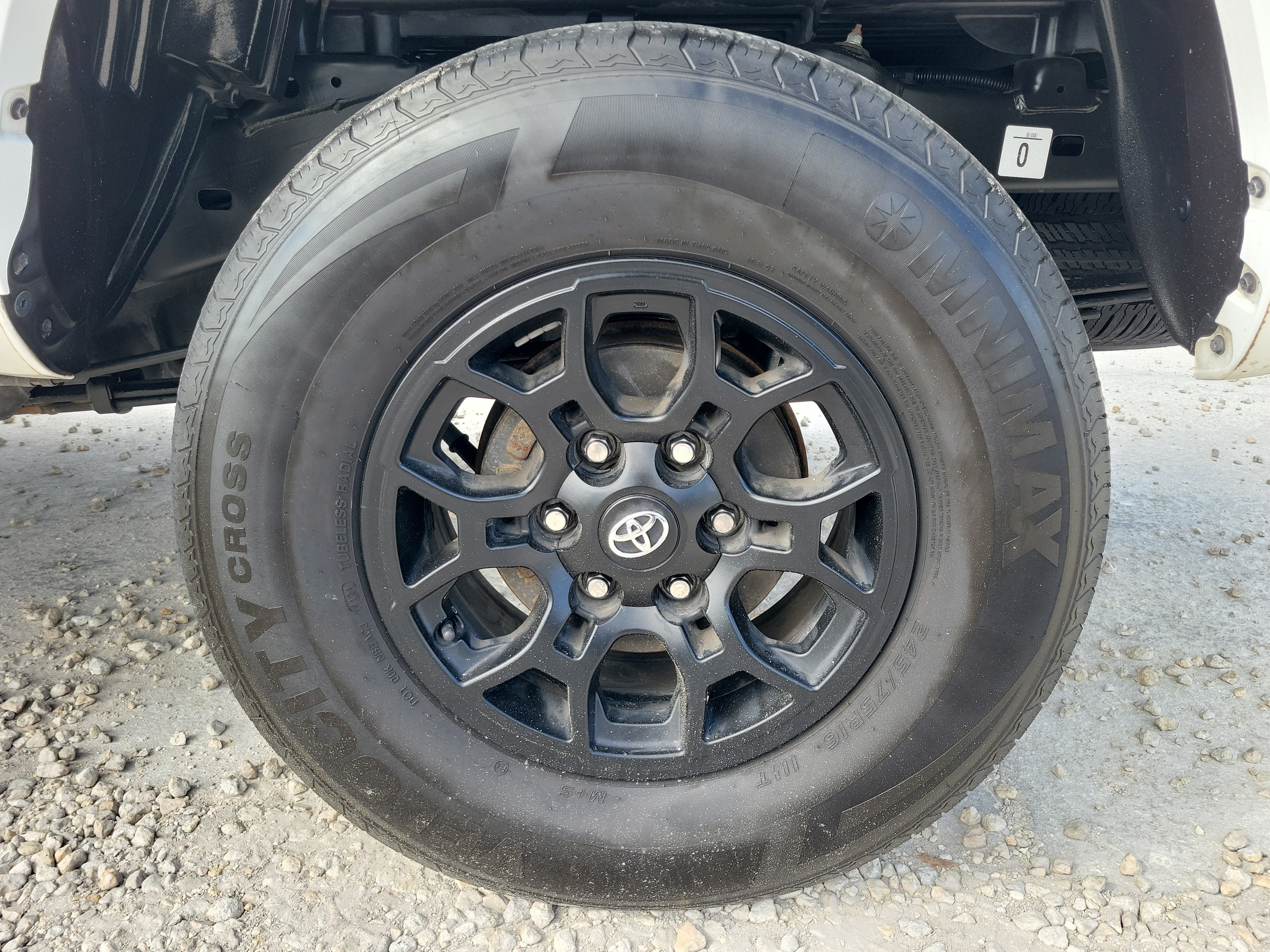 Used 2022 Toyota Tacoma SR5 w/ Technology Package RWD image 8