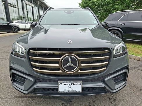 Used 2026 Mercedes-Benz GLS 450 4MATIC image 2