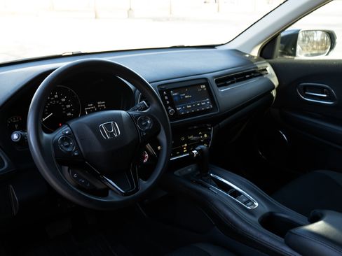 Used 2022 Honda HR-V EX image 16