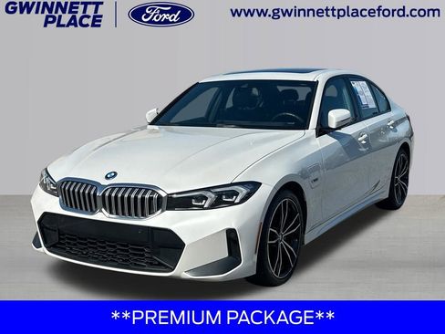 Used 2023 BMW 330e RWD image 1