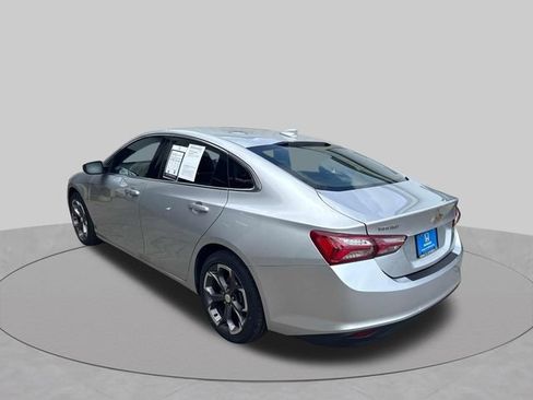 Used 2022 Chevrolet Malibu LT FWD image 4