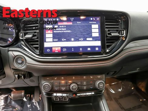 Used 2024 Dodge Durango GT RWD image 12