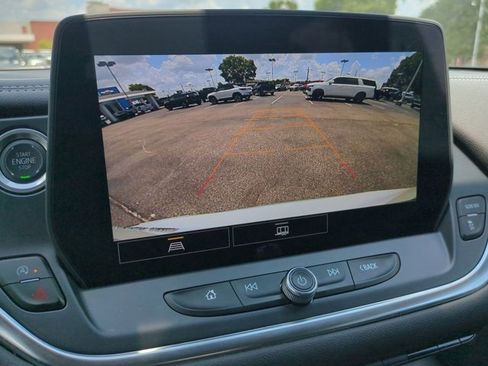 Used 2025 Chevrolet Blazer LT image 15