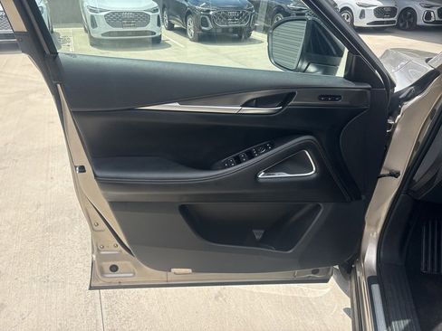 Used 2025 INFINITI QX60 Luxe w/ Vision Package image 10