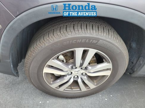 Used 2017 Honda Pilot EX-L image 4