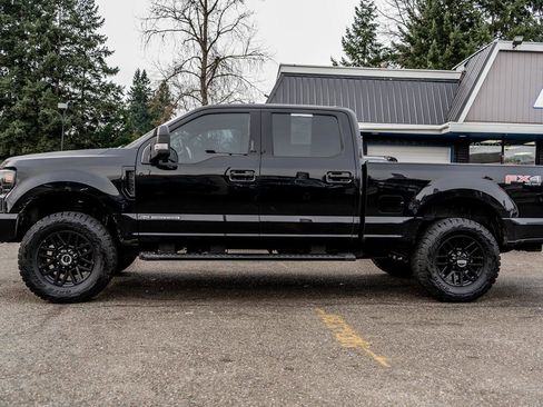 Used 2020 Ford F350 Lariat image 17