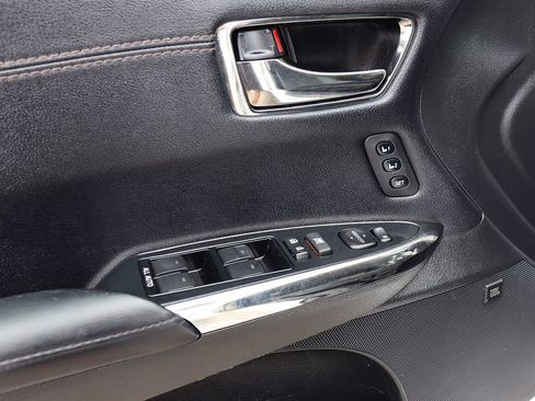 Used 2017 Toyota Avalon Limited w/ All Weather Liner Package FWD image 38