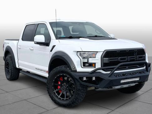 Used 2019 Ford F150 Raptor w/ Equipment Group 802A Luxury image 2