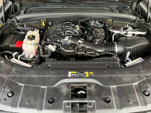 Used 2021 Jeep Grand Cherokee L Limited AWD/4WD image 34