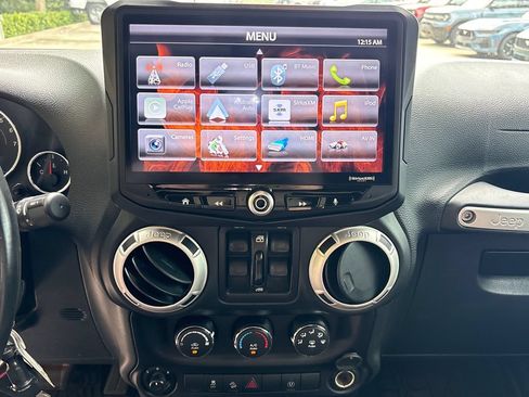Used 2016 Jeep Wrangler Unlimited Sahara w/ Max Tow Package AWD/4WD image 24