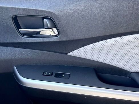 Used 2016 Honda CR-V Touring image 30