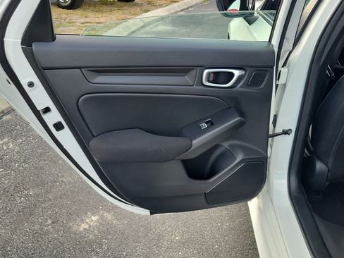 Used 2023 Honda Civic Sport image 13