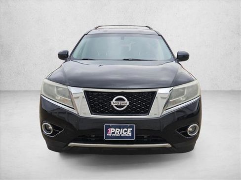 Used 2014 Nissan Pathfinder SL w/ Trailer Tow Package image 2