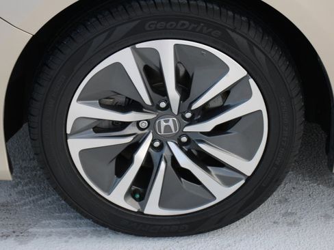 Used 2020 Honda Accord EX-L image 9