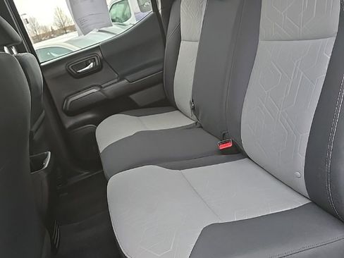 Used 2023 Toyota Tacoma TRD Sport image 13