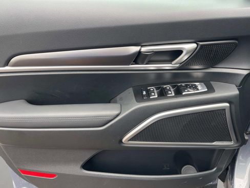 New 2025 Kia Telluride S image 21