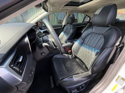 Used 2021 Genesis G70 2.0T w/ Prestige Package image 12