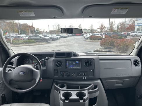 Used 2012 Ford E-150 and Econoline 150 image 13