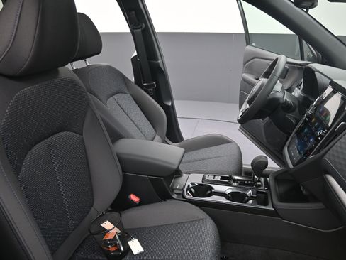 New 2026 Subaru Forester Premium AWD/4WD image 39