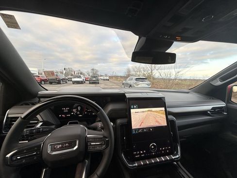 Used 2025 GMC Yukon AT4 image 27