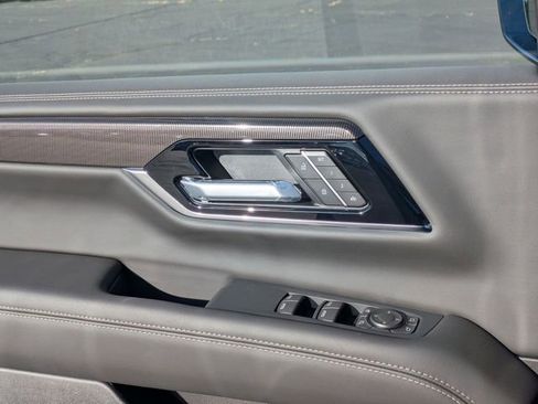 New 2026 GMC Yukon Elevation w/ Elevation Premium Package image 12