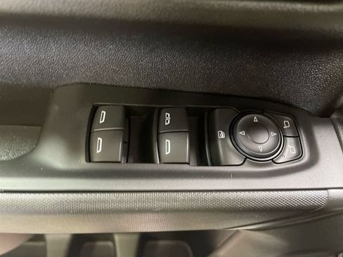 Used 2023 Chevrolet Silverado 1500 Custom AWD/4WD image 14