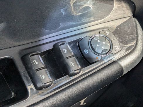 Used 2020 Ford Edge SEL FWD image 23