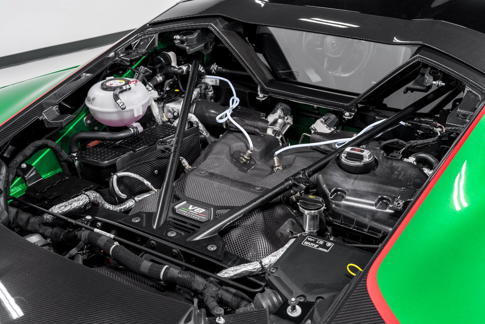 Used 2026 Lamborghini Temerario AWD/4WD image 56