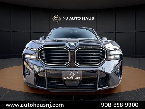 Used 2024 BMW XM AWD/4WD image 2
