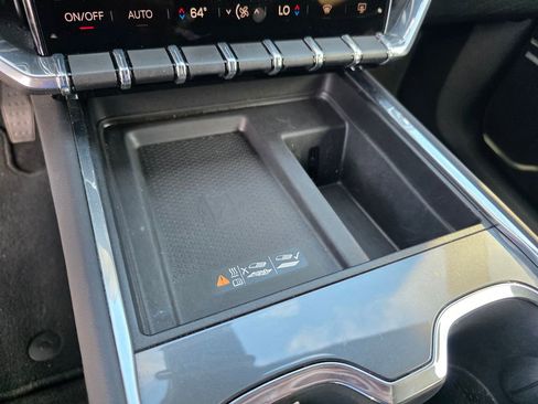 Certified 2025 GMC Acadia Elevation image 17